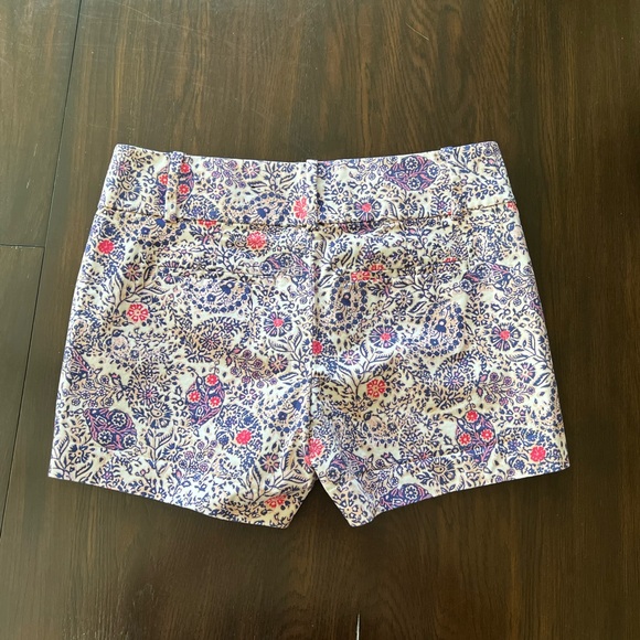 Ann Taylor White Floral & Paisley Print Shorts - Picture 8 of 14